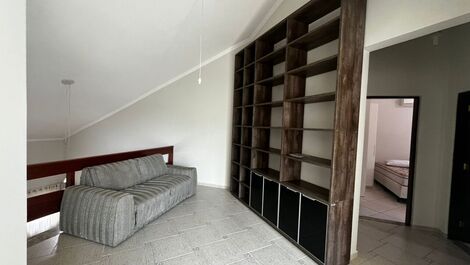 Casa Amarela - 5 dormitórios Riviera de São Lourenço