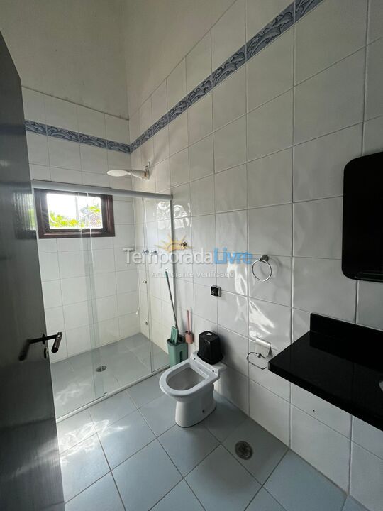 Casa para aluguel de temporada em Bertioga (Riviera de São Lourenço)