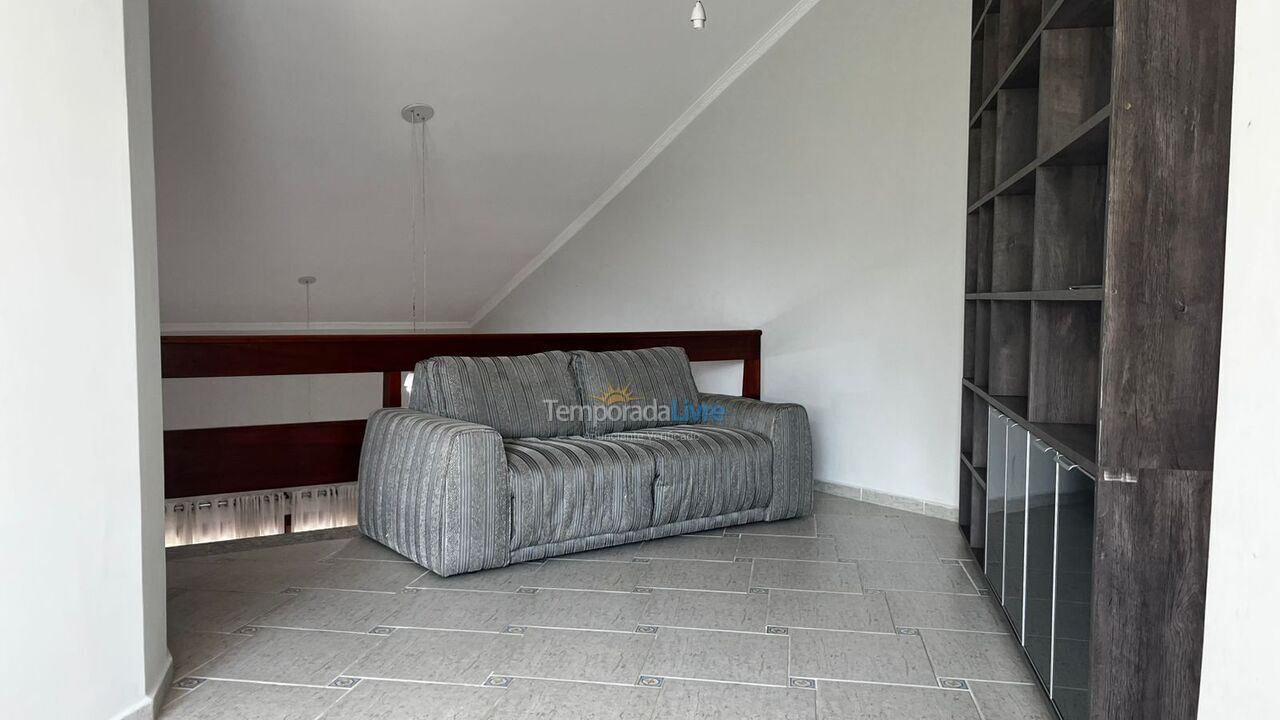 Casa para aluguel de temporada em Bertioga (Riviera de São Lourenço)