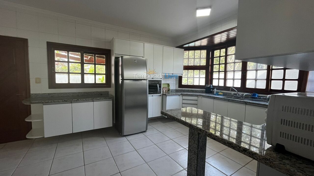 Casa para aluguel de temporada em Bertioga (Riviera de São Lourenço)