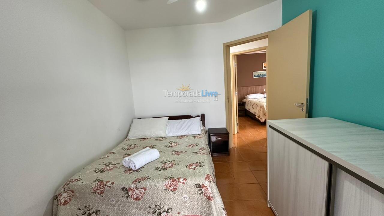 Casa para aluguel de temporada em Porto Belo (Centro)