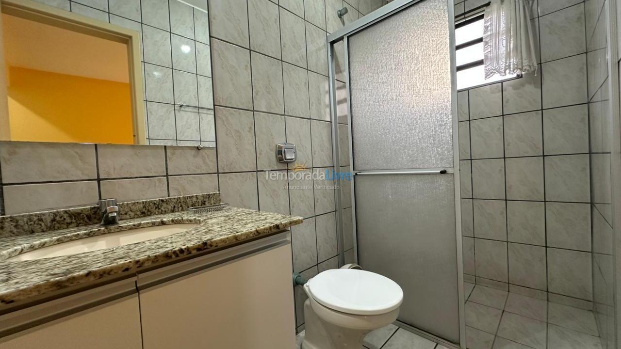 Casa para aluguel de temporada em Porto Belo (Centro)