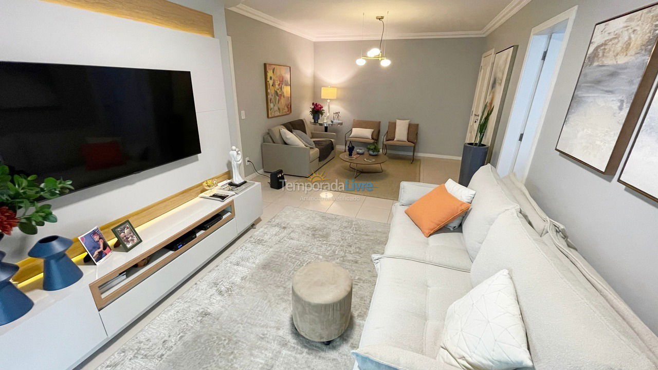 Apartamento para aluguel de temporada em Balneário Camboriú (Praia Central)