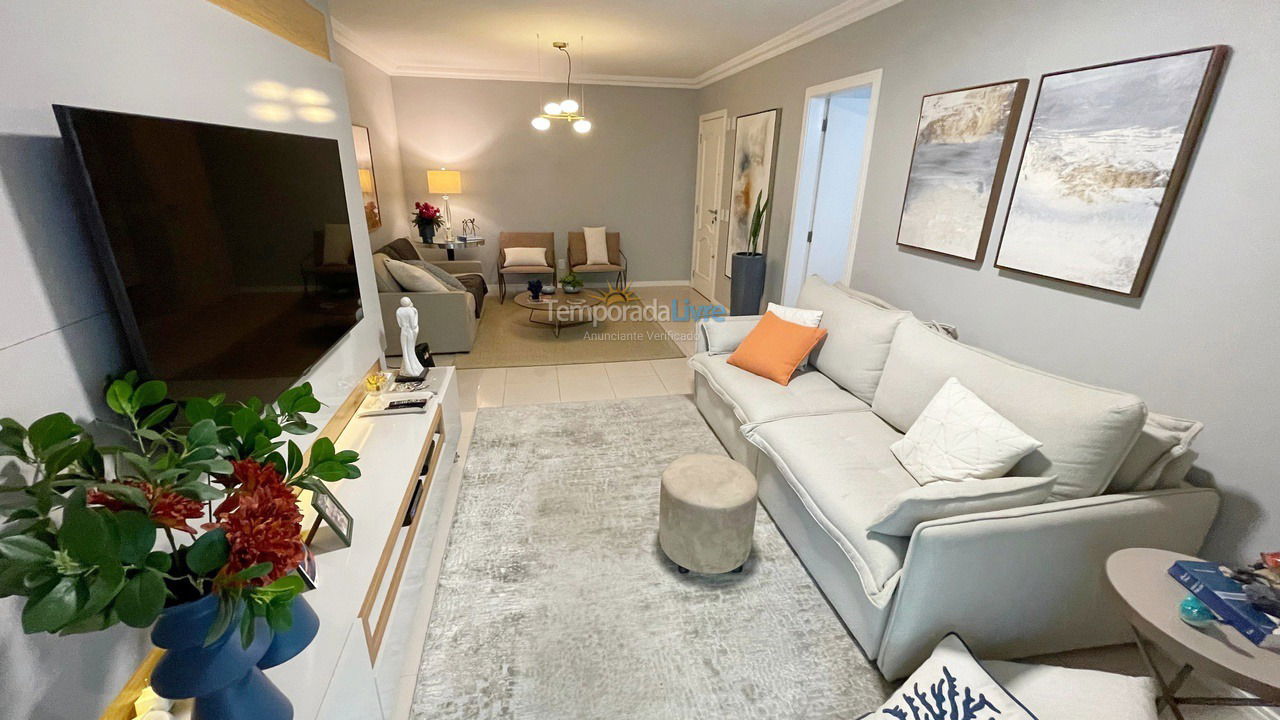 Apartamento para aluguel de temporada em Balneário Camboriú (Praia Central)