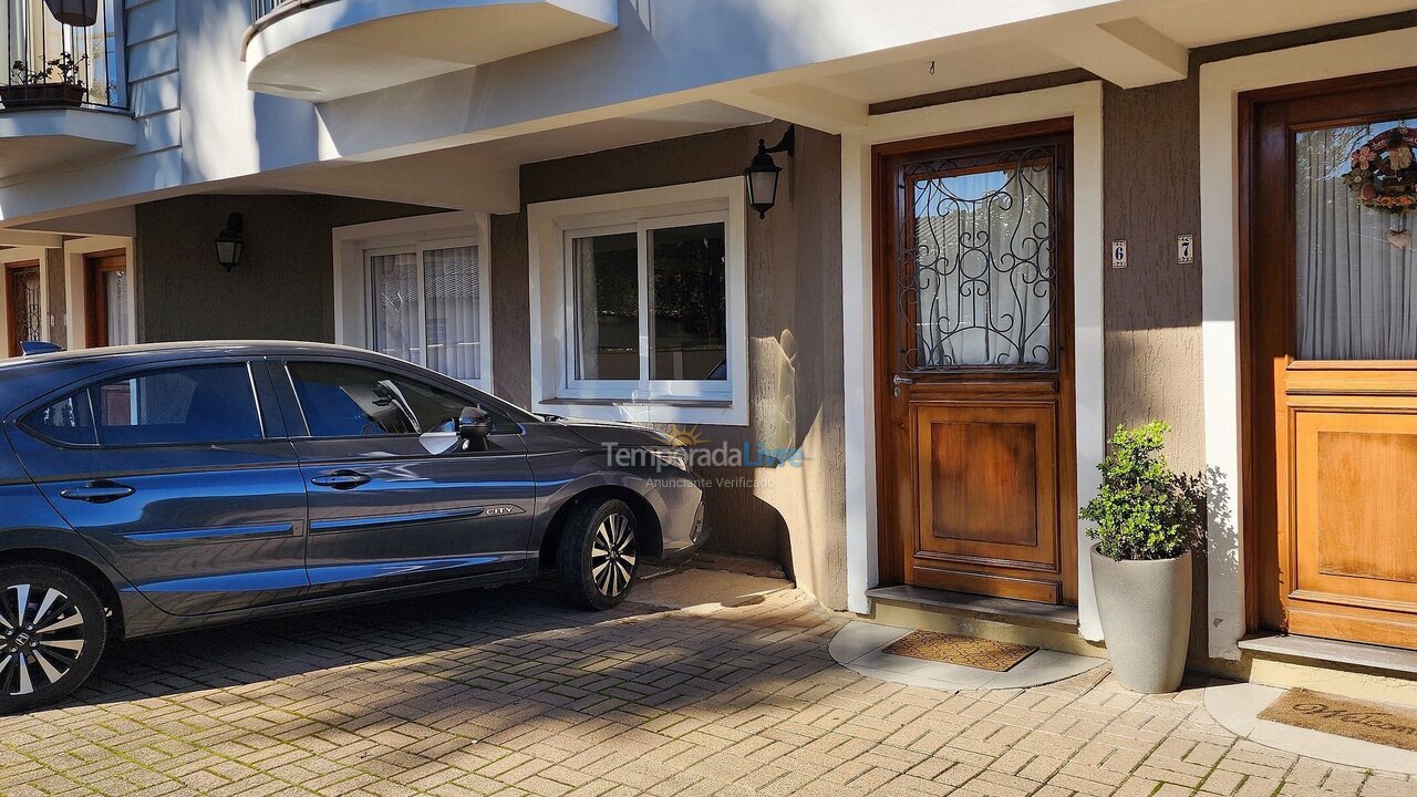 Apartamento para alquiler de vacaciones em Canela (Centro)