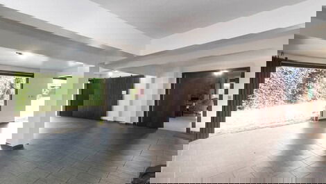 VENDO HERMOSA CASA EN EL CENTRO DE LA CIUDAD