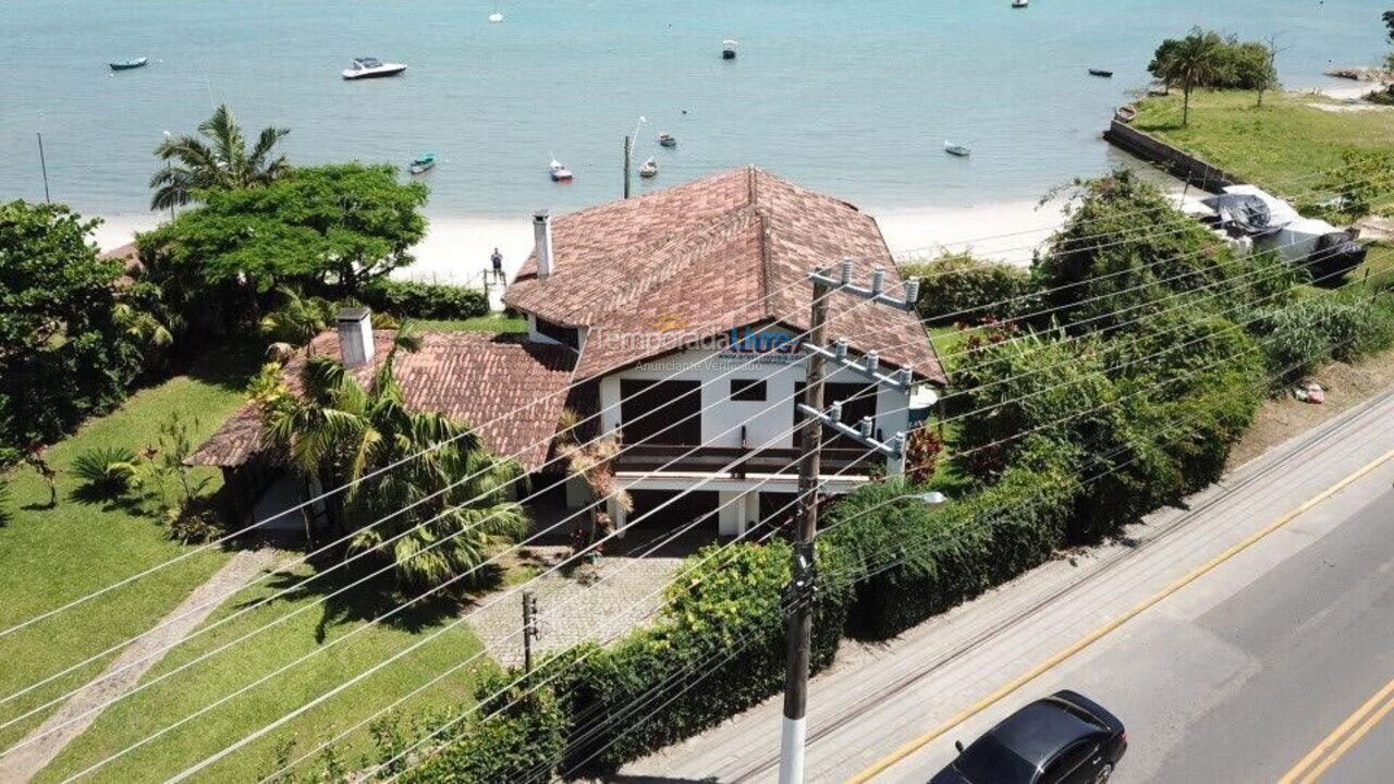 Casa para alquiler de vacaciones em Porto Belo (Centro)