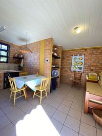 Pousada em Canasvieiras, uma quadra do Mar