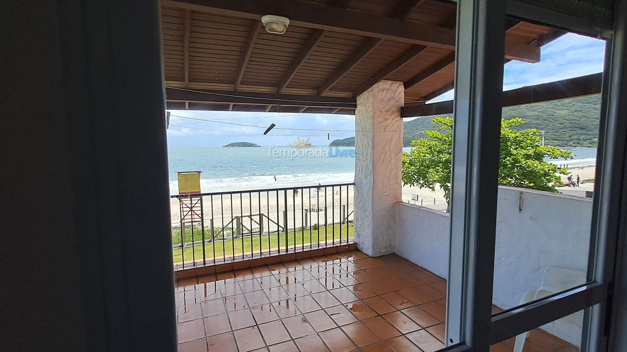 Casa para aluguel de temporada em Florianopolis (Praia dos Ingleses)