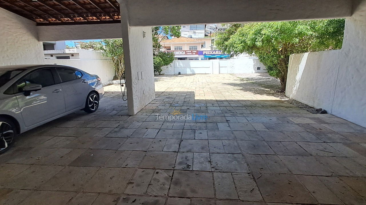 Casa para aluguel de temporada em Florianopolis (Praia dos Ingleses)
