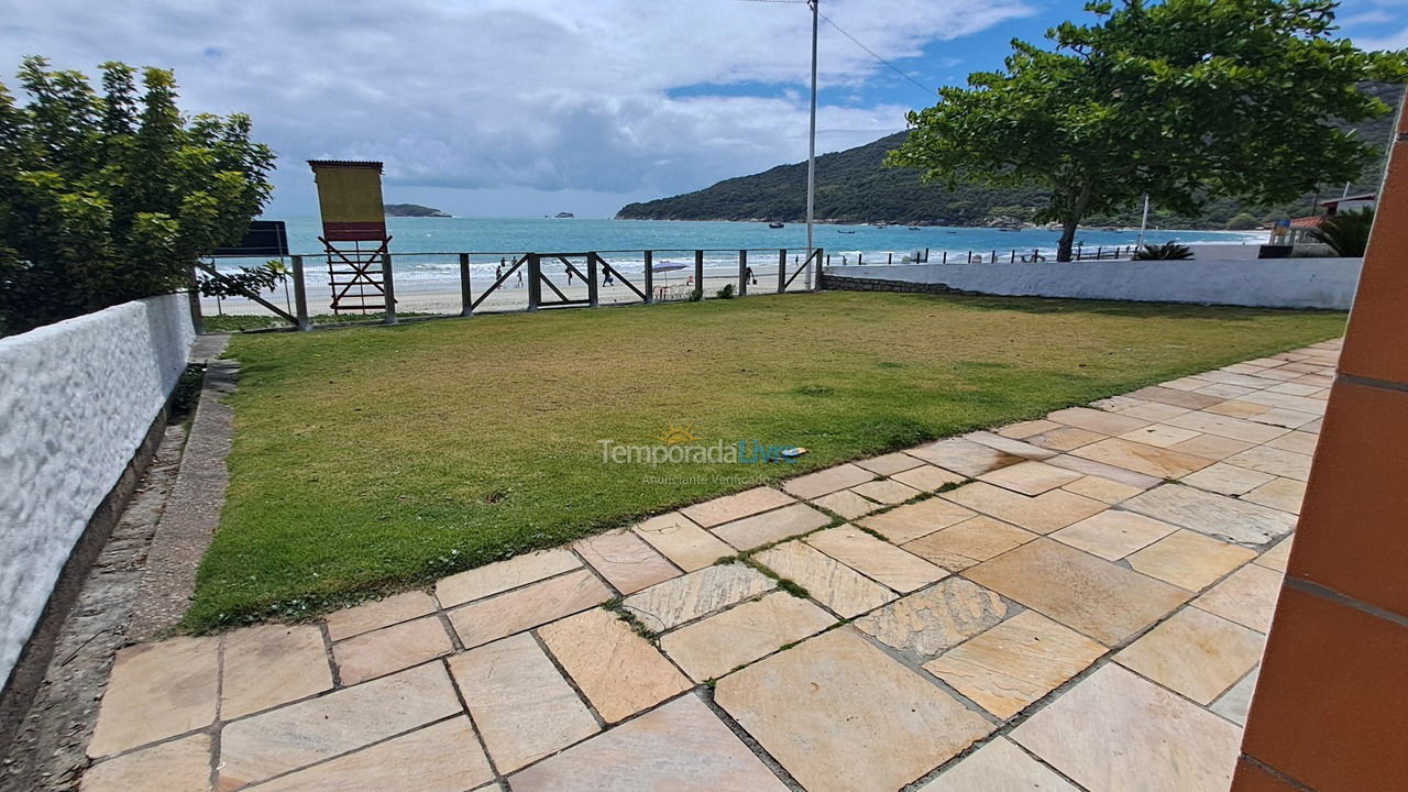 Casa para aluguel de temporada em Florianopolis (Praia dos Ingleses)