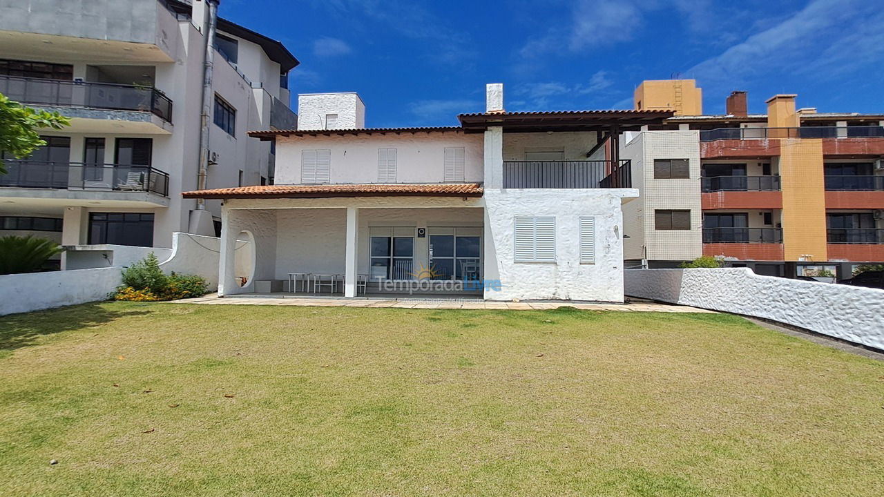 Casa para aluguel de temporada em Florianopolis (Praia dos Ingleses)