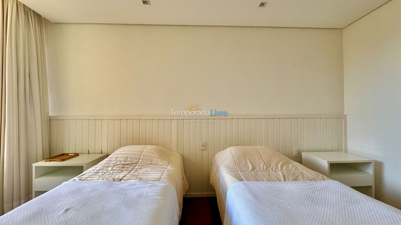 Casa para aluguel de temporada em São Sebastião (Praia da Baleia)