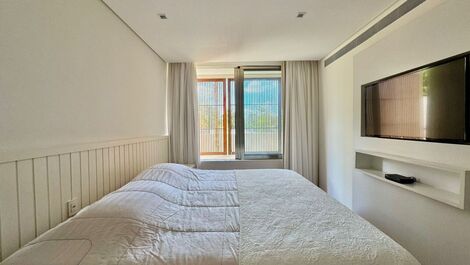 Condomínio frente ao mar, 5 suítes, piscina privativa, Baleia.