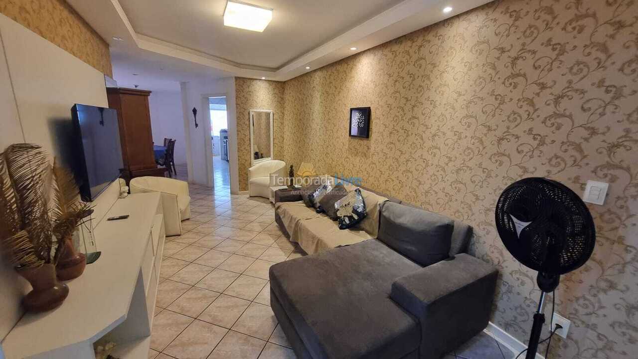 Apartment for vacation rental in Itapema (Meia Praia)