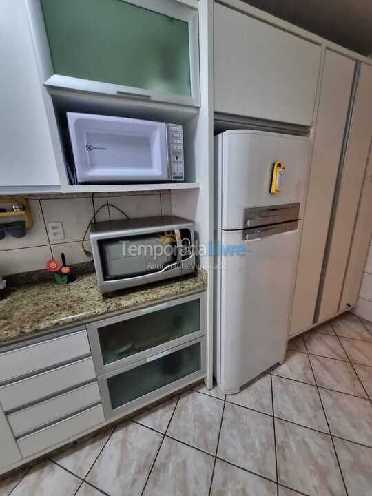 Apartment for vacation rental in Itapema (Meia Praia)