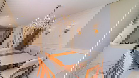 ¡Apartamento de lujo a tan solo 250 metros del mar!