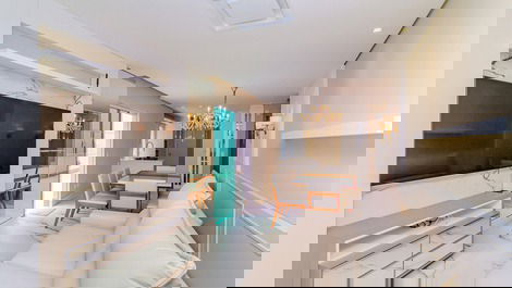 ¡Apartamento de lujo a tan solo 250 metros del mar!