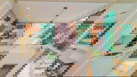 ¡Apartamento de lujo a tan solo 250 metros del mar!