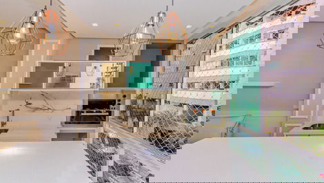 ¡Apartamento de lujo a tan solo 250 metros del mar!