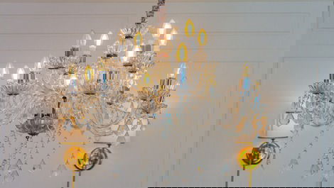 ¡Apartamento de lujo a tan solo 250 metros del mar!