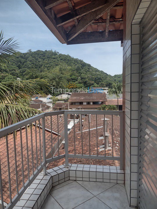 Apartment for vacation rental in Ubatuba (Enseada)