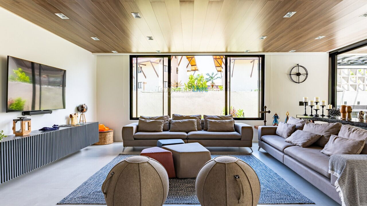 Casa para aluguel de temporada em Porto de Galinhas (Praia do Cupe)