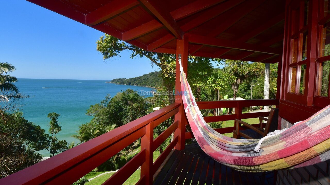 House for vacation rental in Porto Belo (Araca)