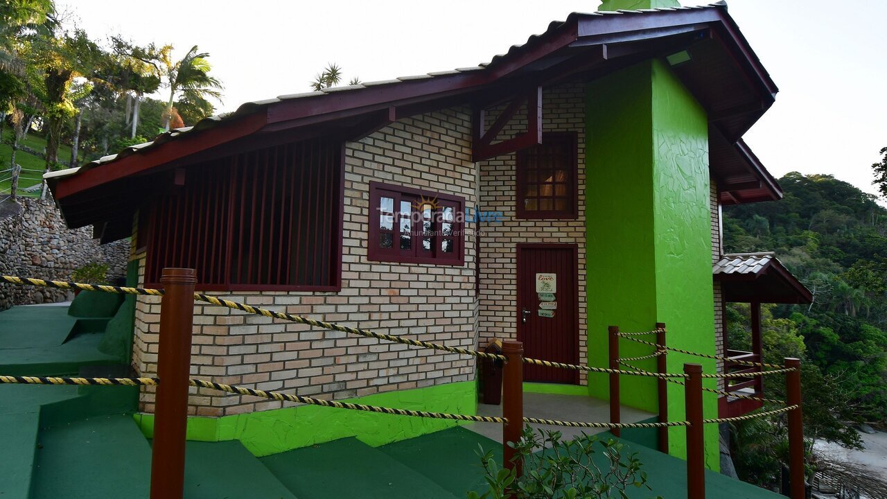 House for vacation rental in Porto Belo (Araca)