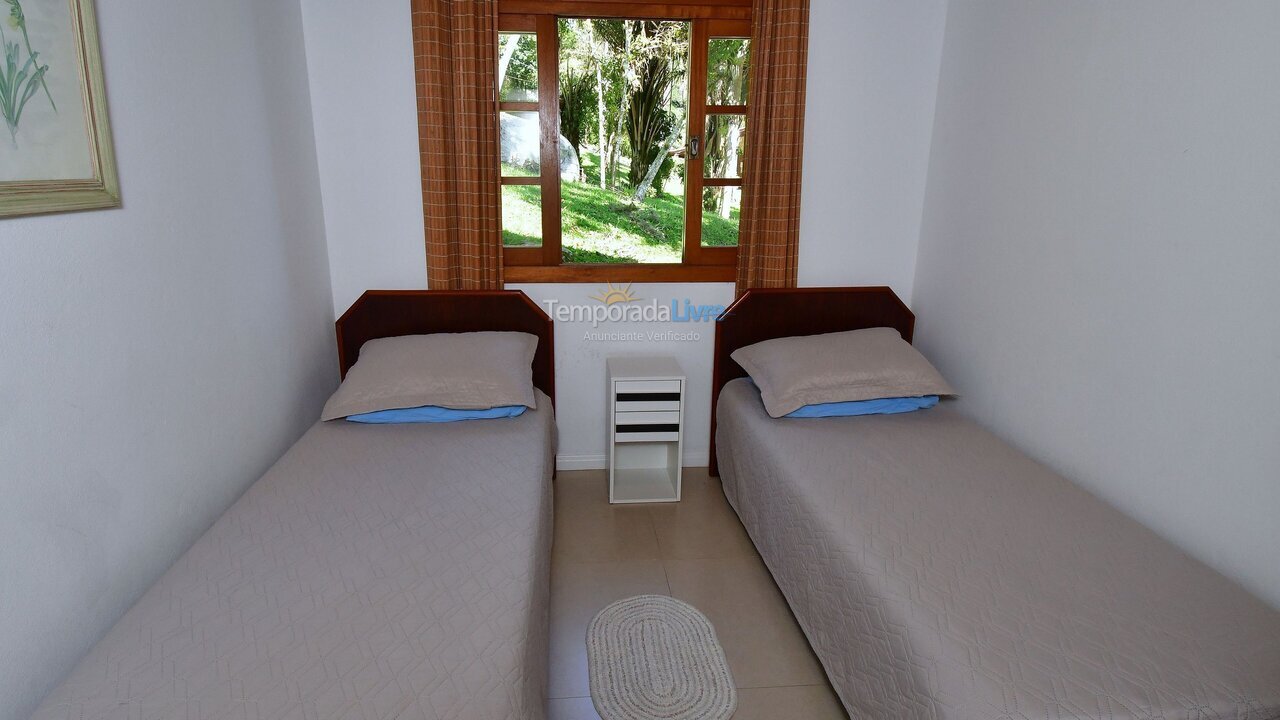 House for vacation rental in Porto Belo (Araca)