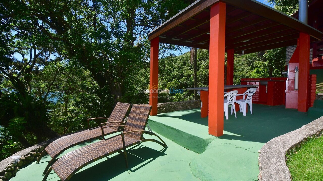 House for vacation rental in Porto Belo (Araca)