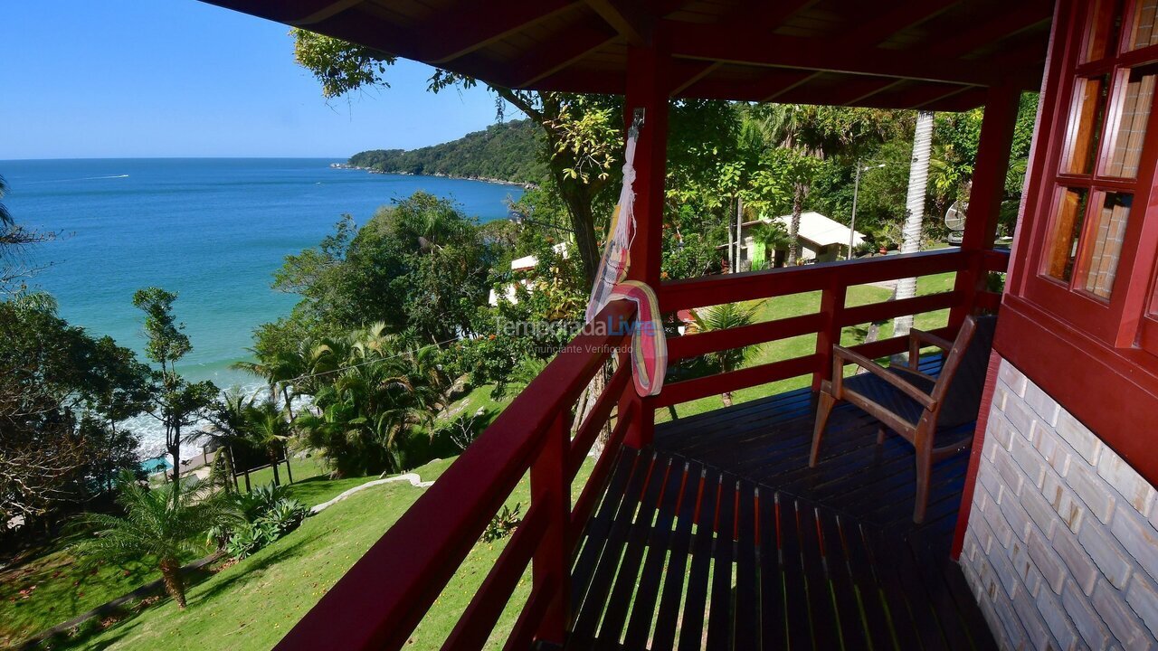 House for vacation rental in Porto Belo (Araca)