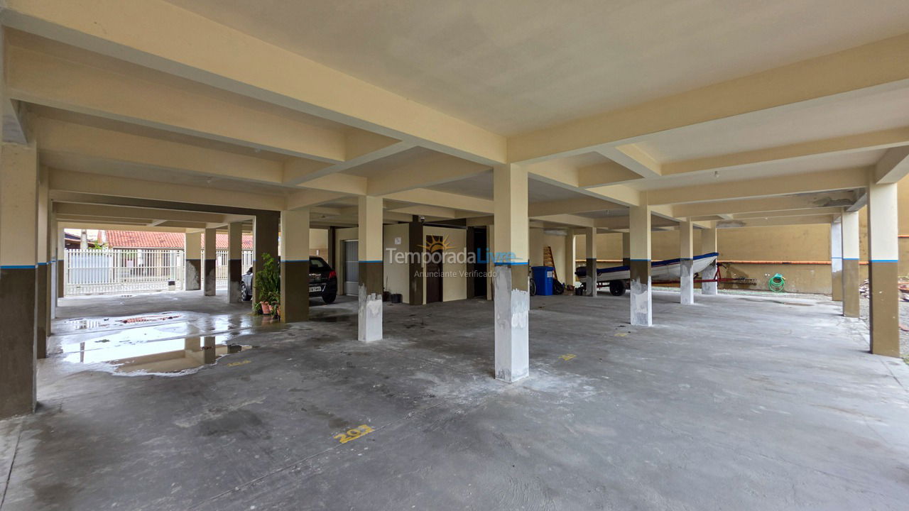 Casa para aluguel de temporada em São Francisco do Sul (Prainha)