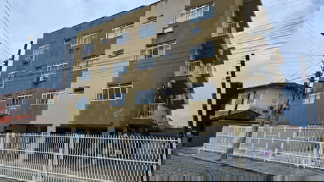 Apto Enseada e Prainha - 9 pessoas - 1 suíte + 2 dorm.