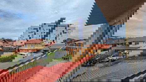 Apto Enseada e Prainha - 9 pessoas - 1 suíte + 2 dorm.