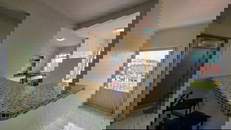 Apto Enseada e Prainha - 9 pessoas - 1 suíte + 2 dorm.