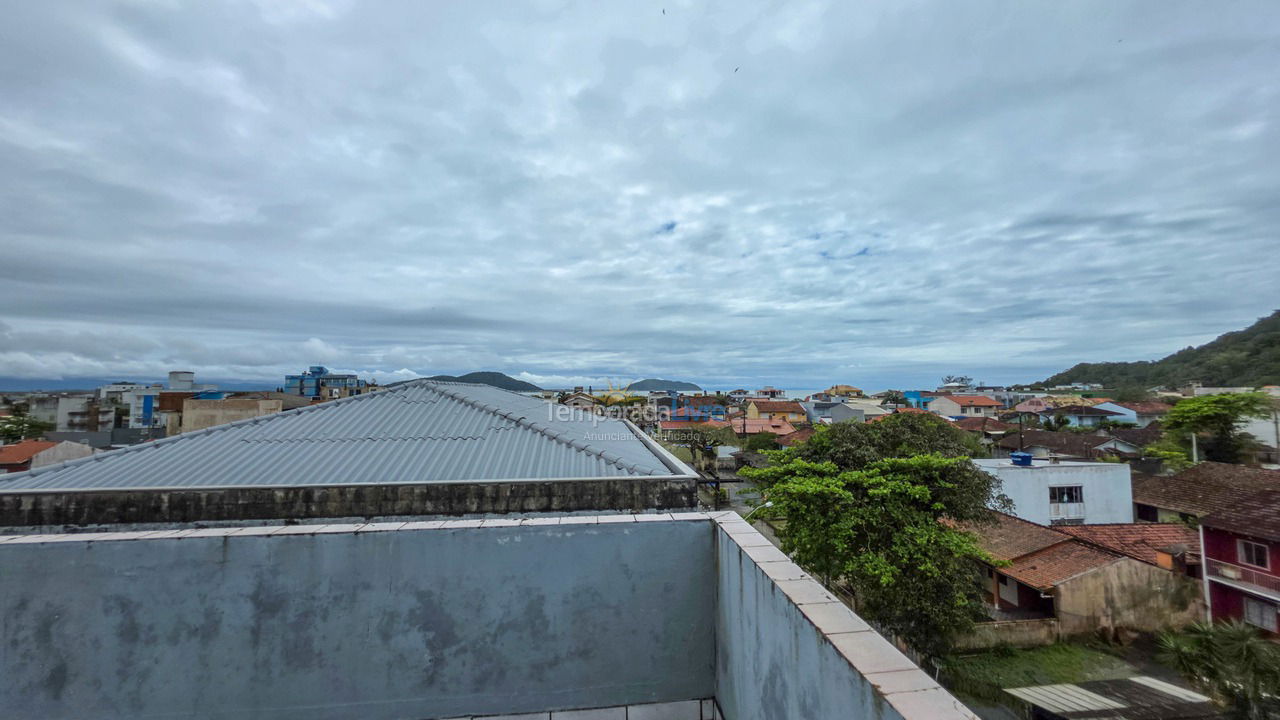 Casa para aluguel de temporada em São Francisco do Sul (Prainha)