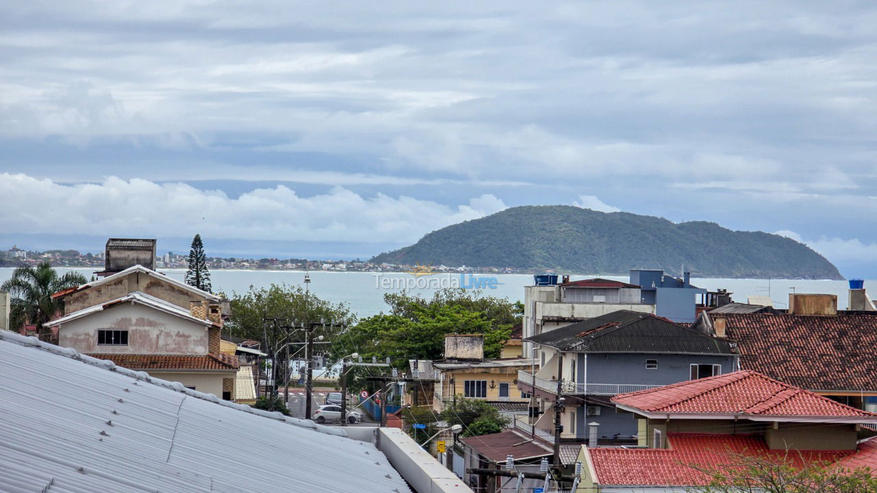 Casa para aluguel de temporada em São Francisco do Sul (Prainha)