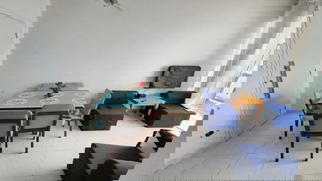 Beachfront apartment with 3 bedrooms (1 suite), 1 parking space, opposite the restaurant.