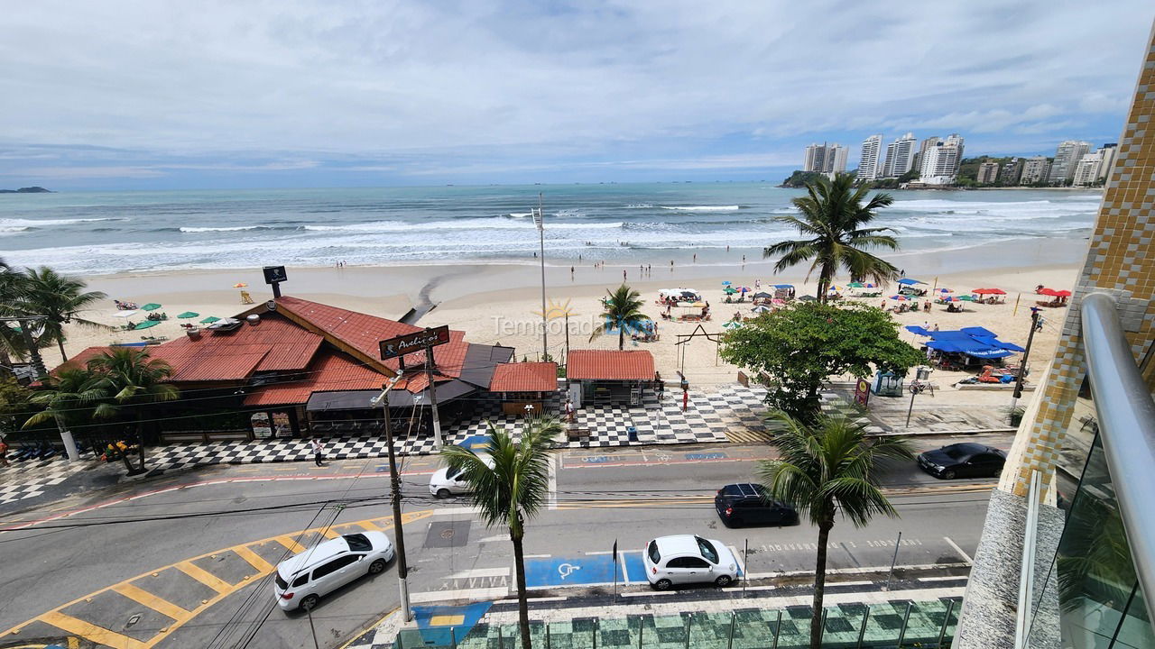 Apartment for vacation rental in Guarujá (Pitangueiras)