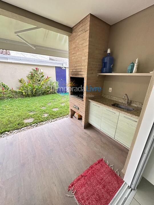 Casa para alquiler de vacaciones em São Sebastião (Juquehy)