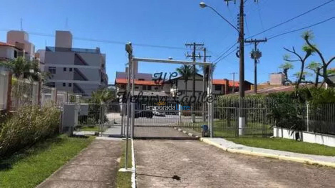 Casa para aluguel de temporada em Florianopolis (Praia dos Ingleses)