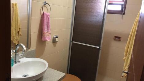 🏖️ CASA ESPAÇOSA - Seu refúgio a 50m da praia dos Ingleses!