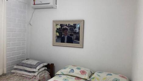 🏖️ CASA ESPAÇOSA - Seu refúgio a 50m da praia dos Ingleses!