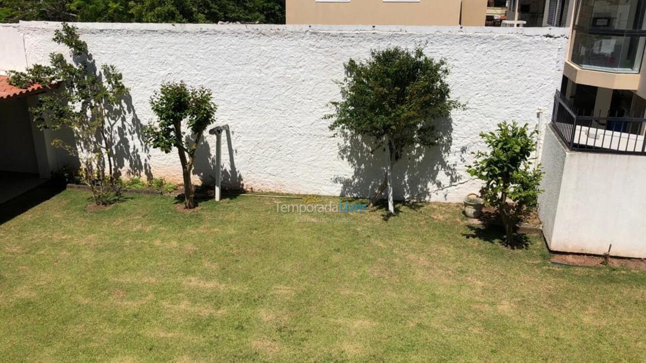 Casa para aluguel de temporada em Florianopolis (Praia dos Ingleses)