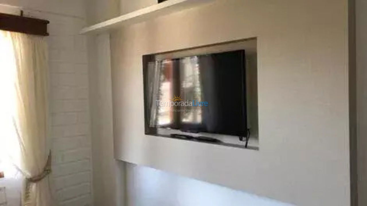 Casa para aluguel de temporada em Florianopolis (Praia dos Ingleses)