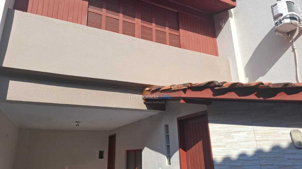 Casa para aluguel de temporada em Florianopolis (Praia dos Ingleses)