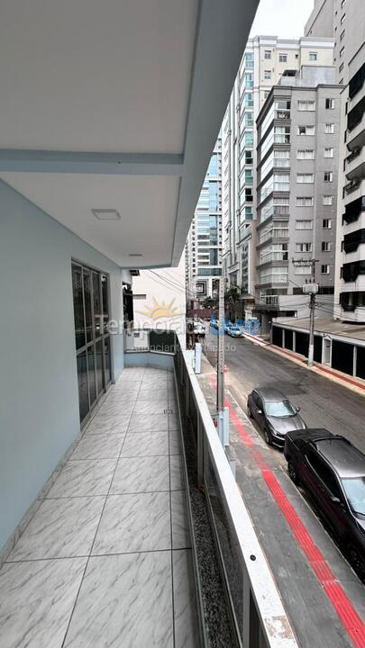 Apartment for vacation rental in Itapema (Meia Praia)