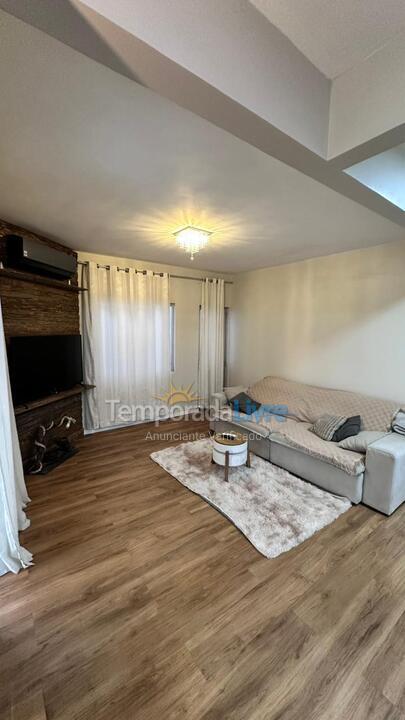 Apartment for vacation rental in Itapema (Meia Praia)