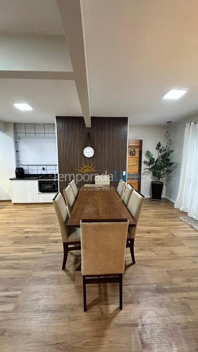 Apartment for vacation rental in Itapema (Meia Praia)